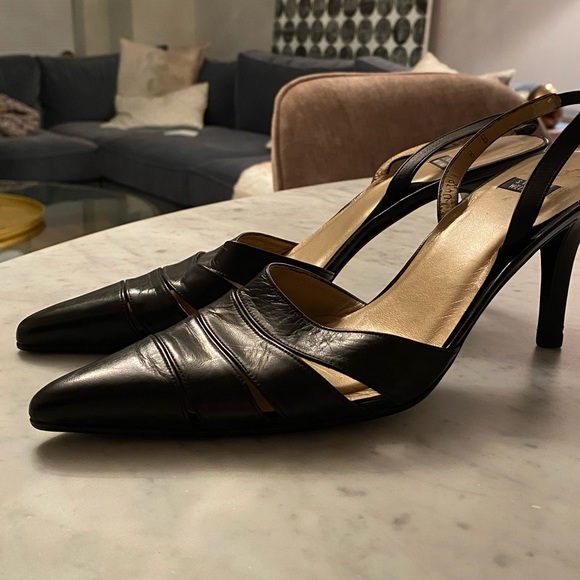 Stuart Weitzman Pumps - Picture 2 of 4